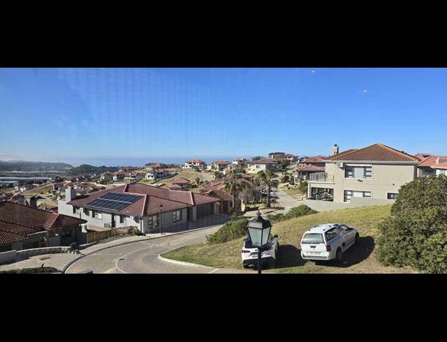 5 BEDROOM HOUSE FOR SALE IN GROOT BRAKRIVIER CENTRAL